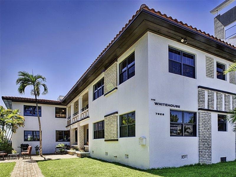 Miami Whitehouse Apartments North Bay Village Exterior photo